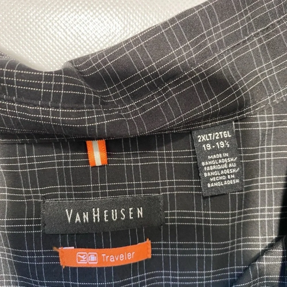 GOOD-Size 2XLT 19 -19 1/2 Mens Van Heusen Traveler Dress Shirt Black Flannel - Picture 3 of 6